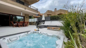 Residencial Bella Donna Lux House, Jacuzzi y piscina privada
